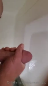 Some quick cum shots again i was new to this so not great views but part 2