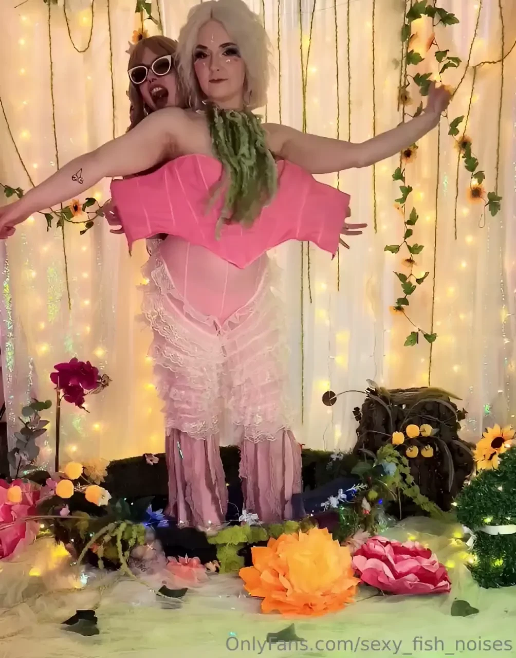 Oh snap is that a peak of titties heathenluci how dare you expose me 