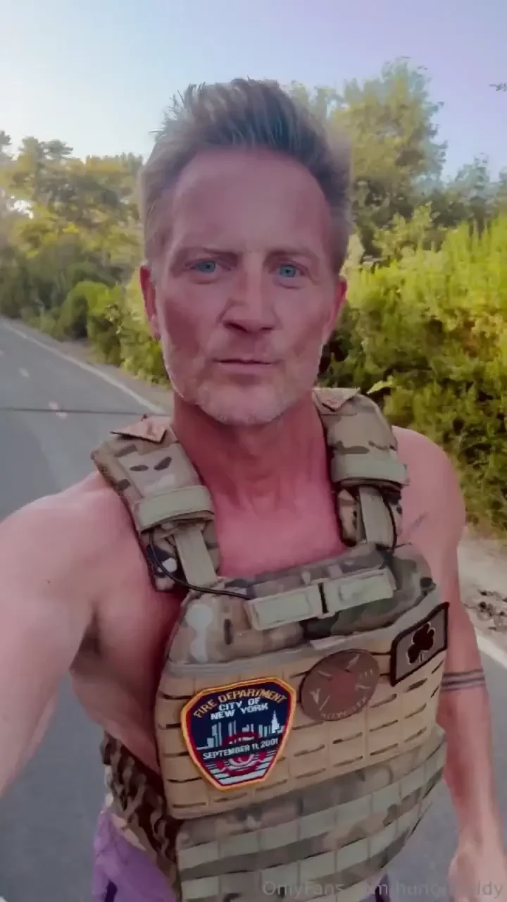 Anyone treating for the murph 25lb weight vest no 1 mile run 100 pull 