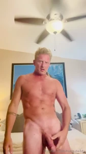 Just a quick stroke so there is 30 spots left for my elite 100 tip now