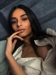 Oops did i snatch your attention part 1