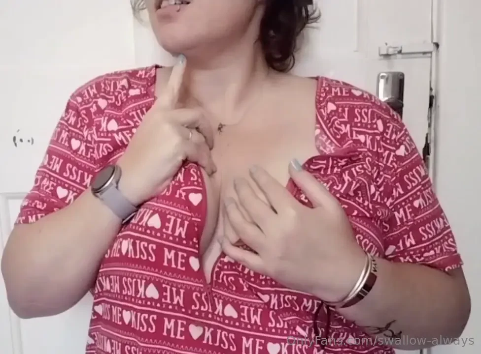 It s thirsty thursday the human body is more than 50 water drink me up 