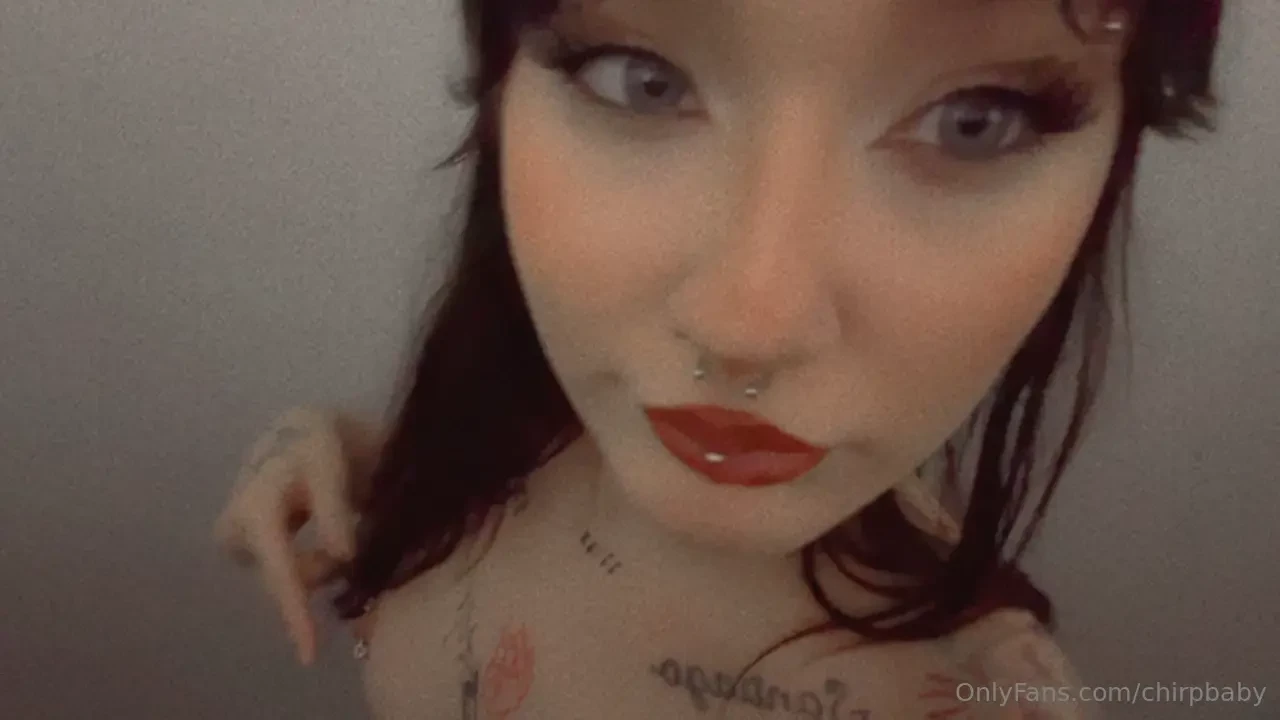 Who ever said no to a little tease 