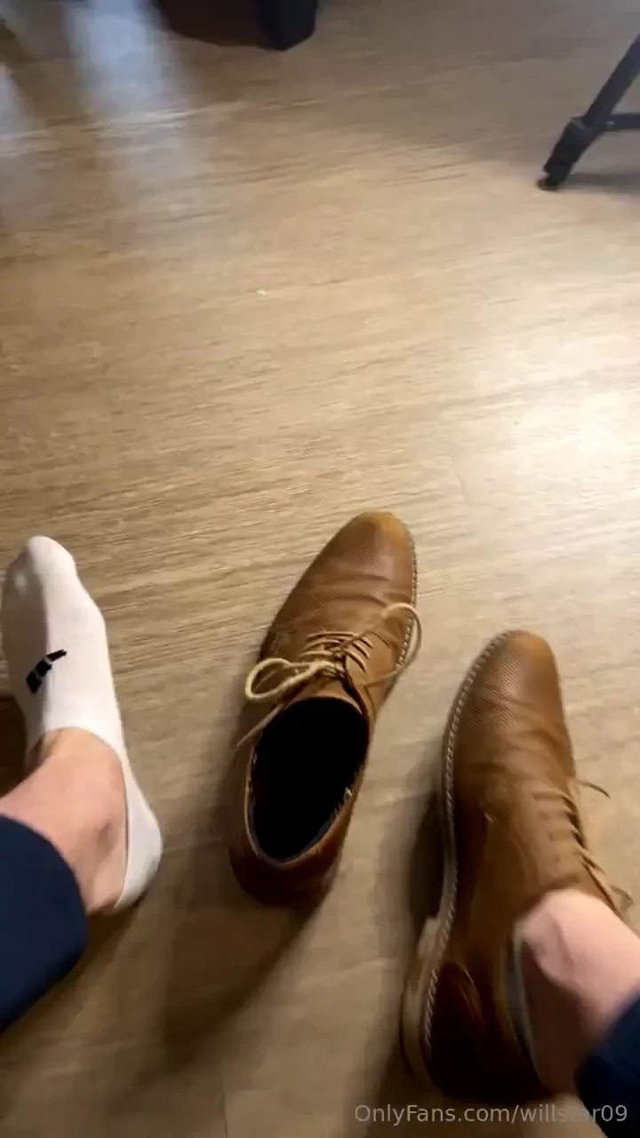 These feet look tasty huh 