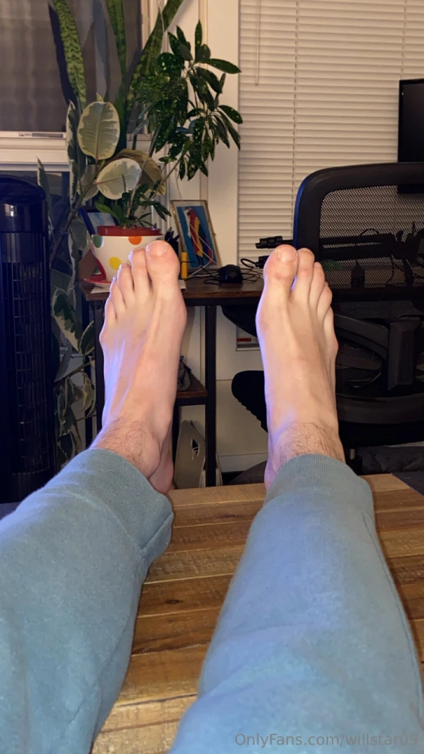 Look at how dirty my sweaty feet are do me a favor and lick it all off part 2 