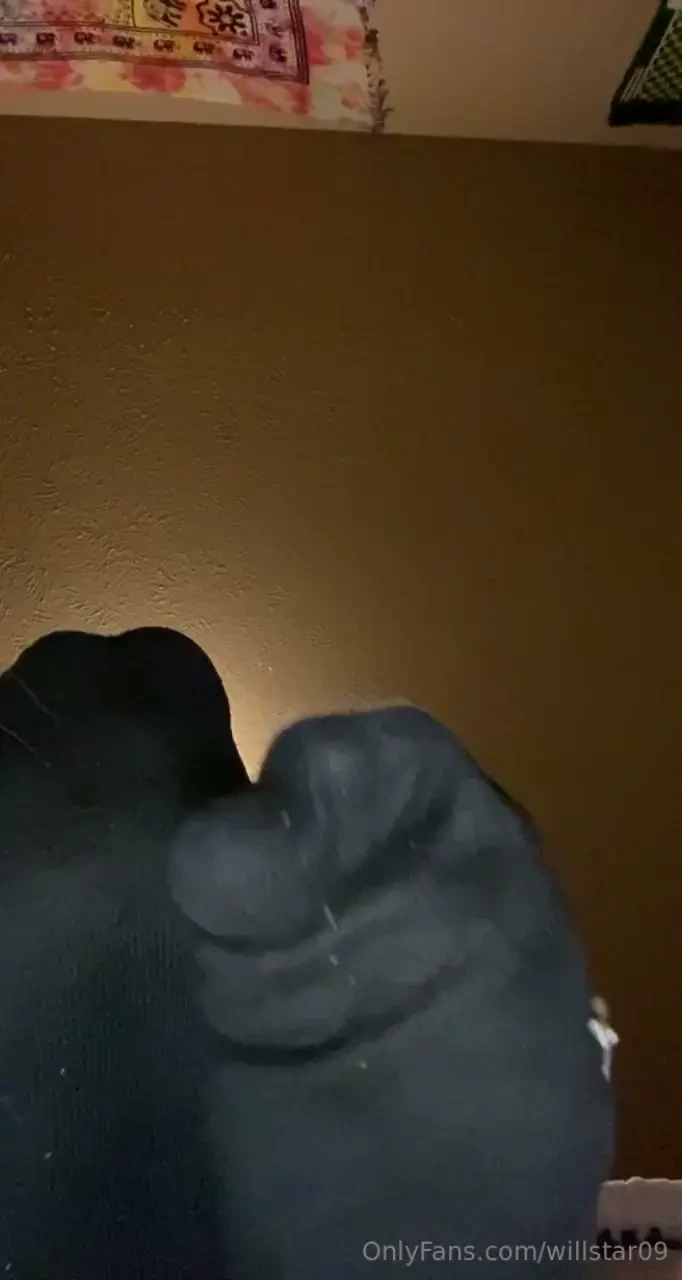 Feb 2022 fuck i bet you love how sweaty those socks look time to start 