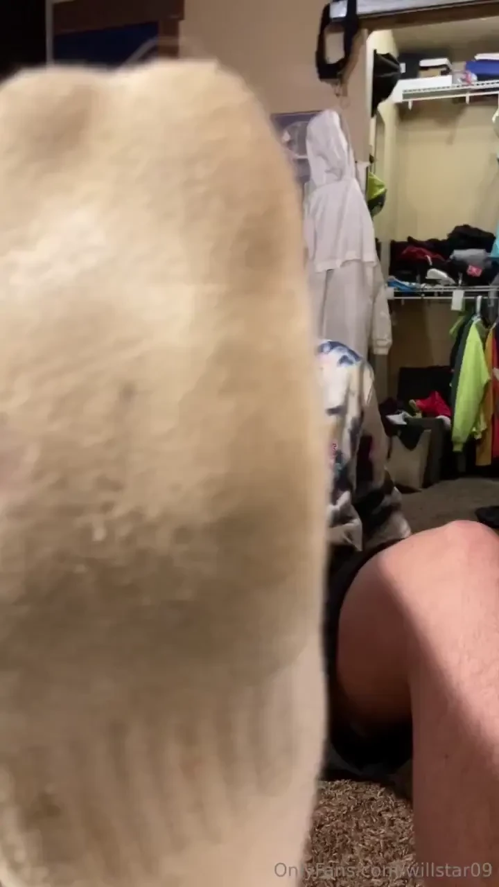 Feb 2022 white nike crew sock humiliation video 