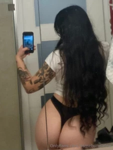 I love some good booty mirror pics part 1