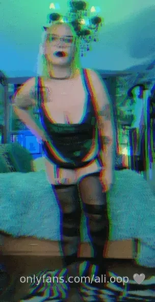 I m like the demonic tinkerbell i ll die without sexy attention 