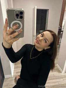 I look good in photos but i look so much better when you see me