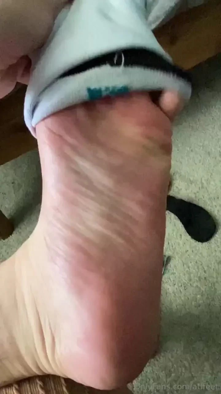 Daddy got some brand new shoes who thinks he looks good in red also part 3 