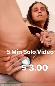 5 minute solo video buttplug