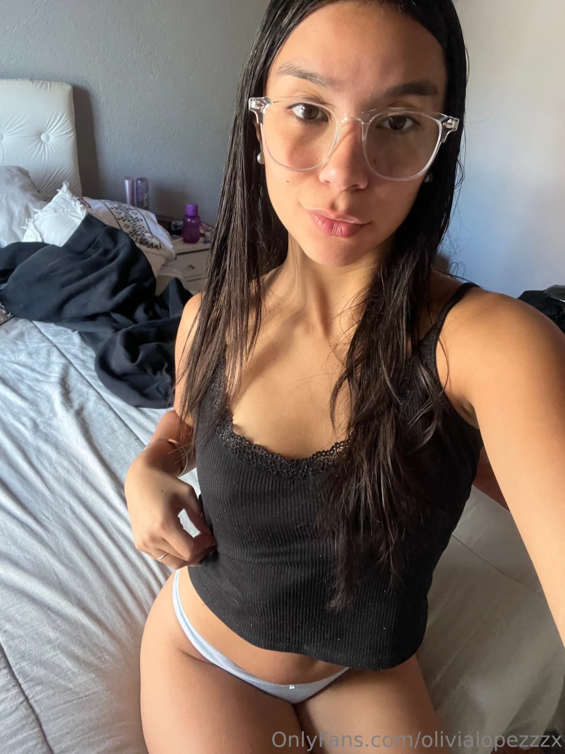 Hope your having a great day i m waiting for your message 