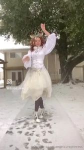 My area rarely ever gets snow so i m taking a snow day next content