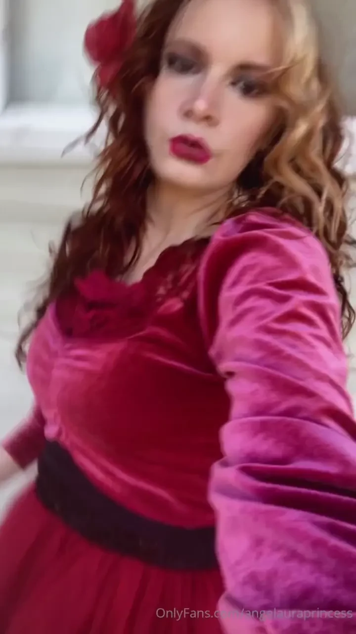 Went to a kate bush themed birthday party for a dear friend here s my part 3 