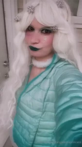 Look to go with snow bby bimbo