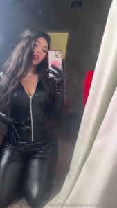 Hows catwomans tease