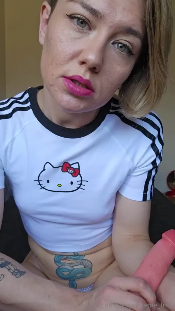 Deep throat with realistic dildo hot talk i stimulate my big clit with 