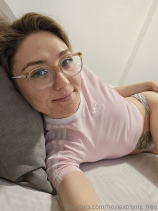 Sometimes the most beautiful things are the simplest but the hottest