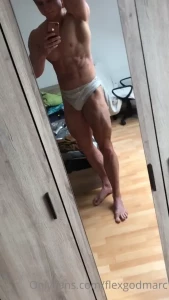 Shredded legs flex