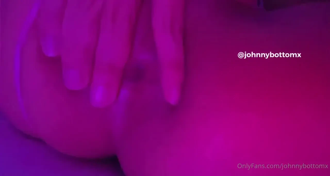 Pussy is so hungry i had to play with it please come fuck me daddy 