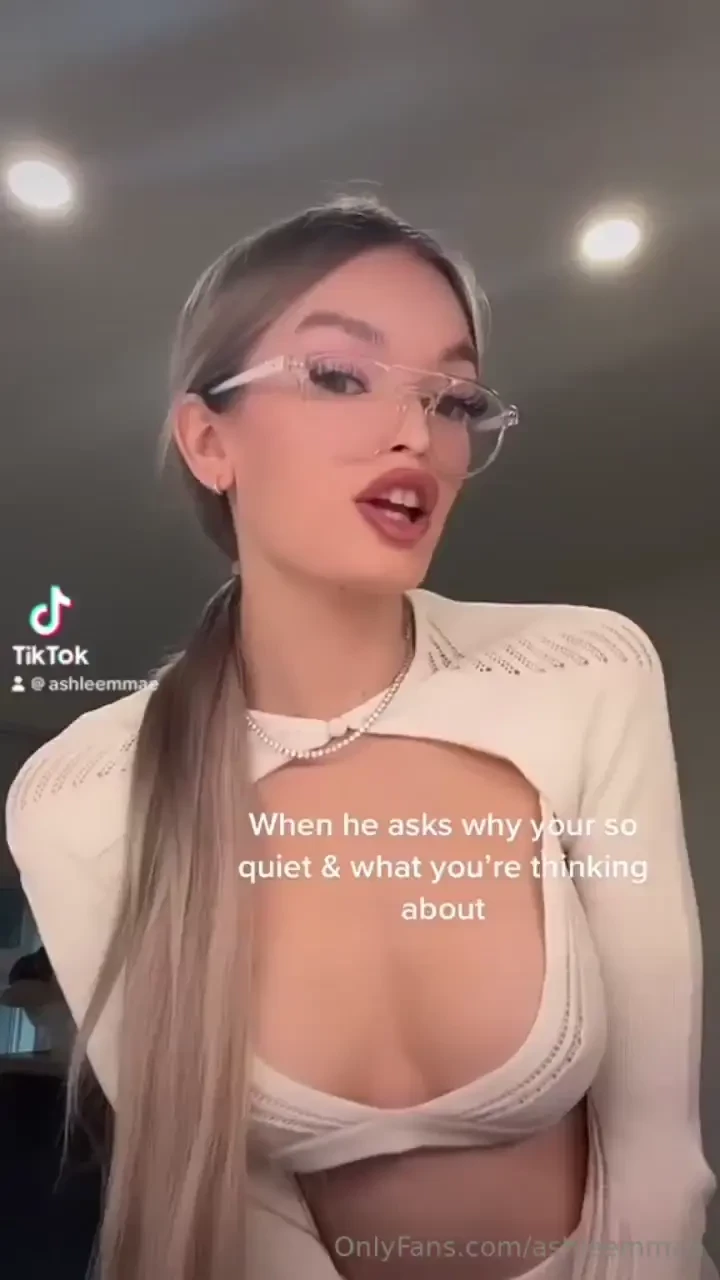 Https linktr ee ashleemmae follow me on all my social 