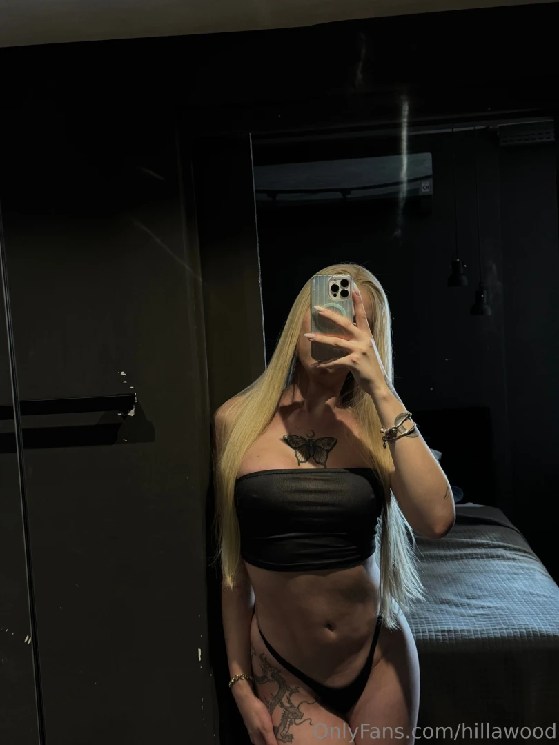 Did you miss my long blonde hair dm me if you do 