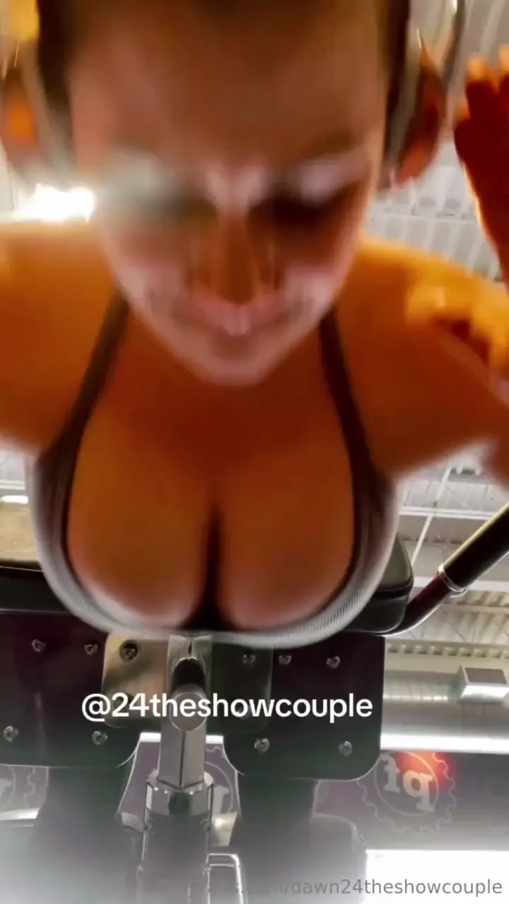 Early morning gym session because it s a full day of content creation 