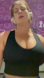 Some tuesday night cardio i hate it but gotta do it