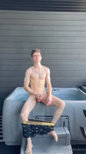You d never believe it but this was my second cumshot of the day that