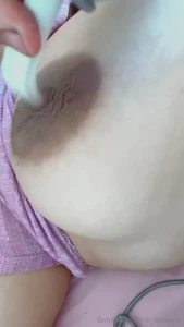 Quitame la crema batida de las tetas t