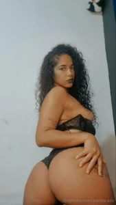 Baby what do you think of this photo that i just took can you give me