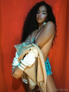 Available now for videochat and sexting you can also order a custom or part 17