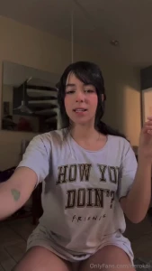 Did u like my new gym outfit i only know of u like my post who knows i