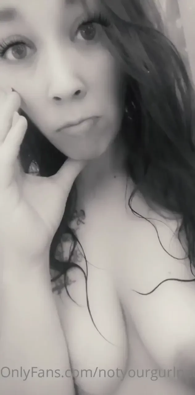 I got a little lonely in the shower baby want to see what i did 