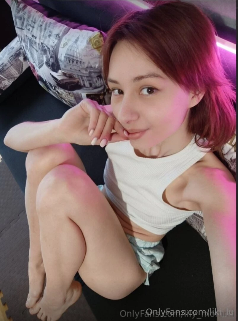 This elegant babe lily_mommi is for naturalness she s always online part 60 