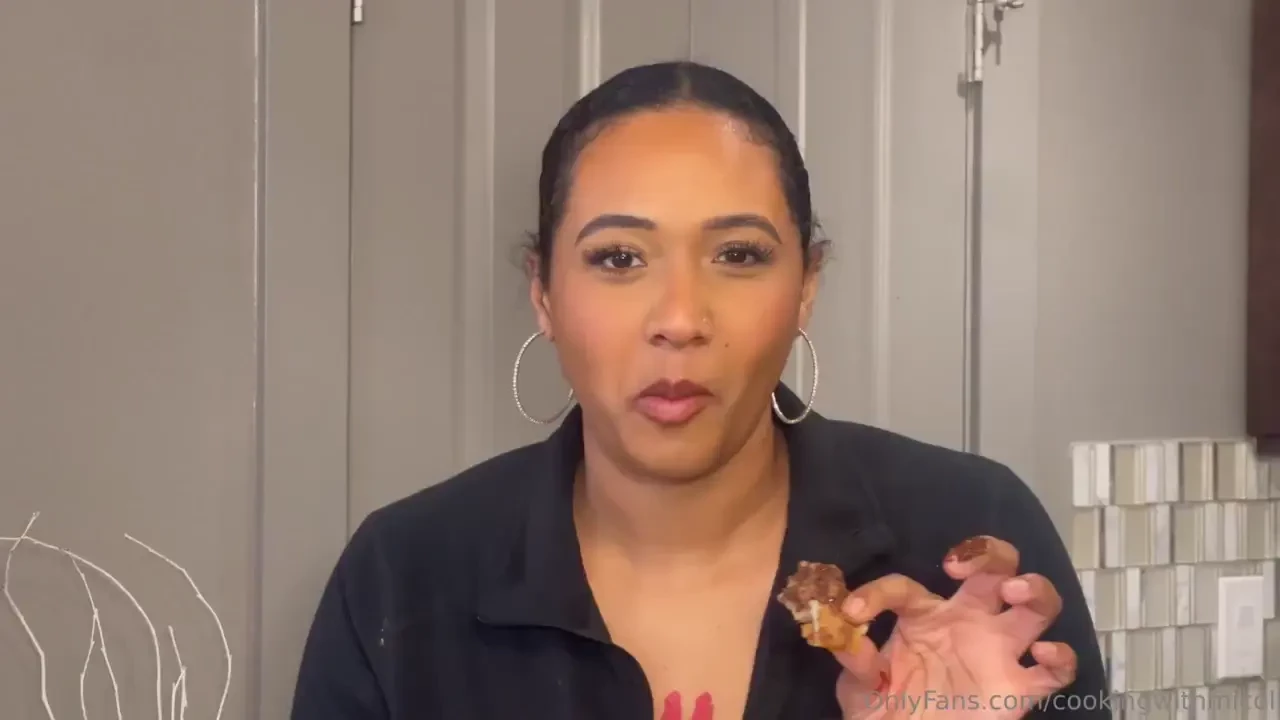 Hey besties have yall tried these they are sooo good probably top 3 