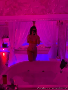 Hei bby tocmai am postat c teva post ri noi pe contul meu vip