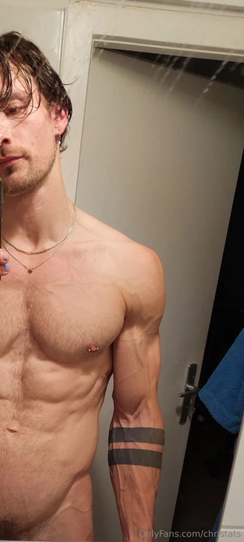 U wanna touch these veins 