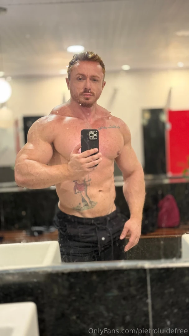 Come with me hot sex beautiful men threesomes interracial and many 