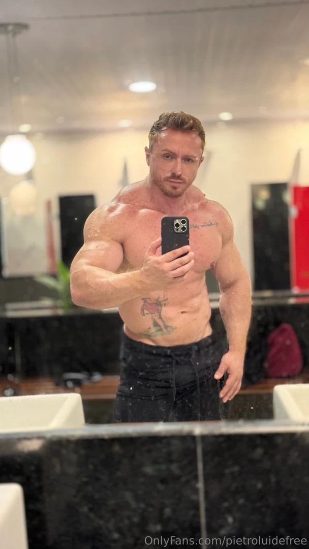 Come with me hot sex beautiful men threesomes interracial and many part 1 