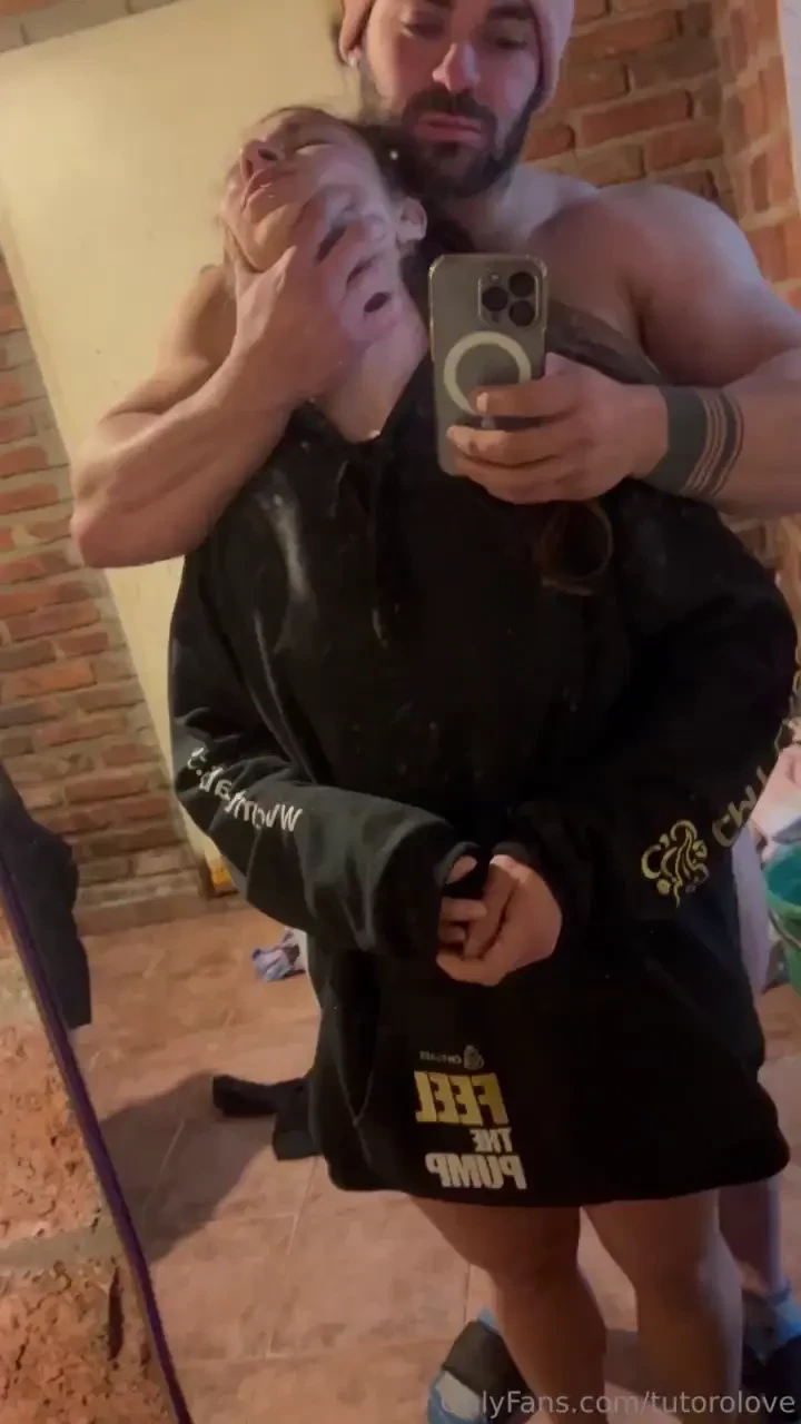 This bitch sucked my penis and i couldn t resist i had to fuck her part 1 