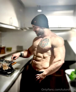 Should i cook you meat or would you prefer chorizo