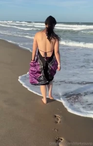 We were on the beach walking and i decided to flash but he doesn t get part 1