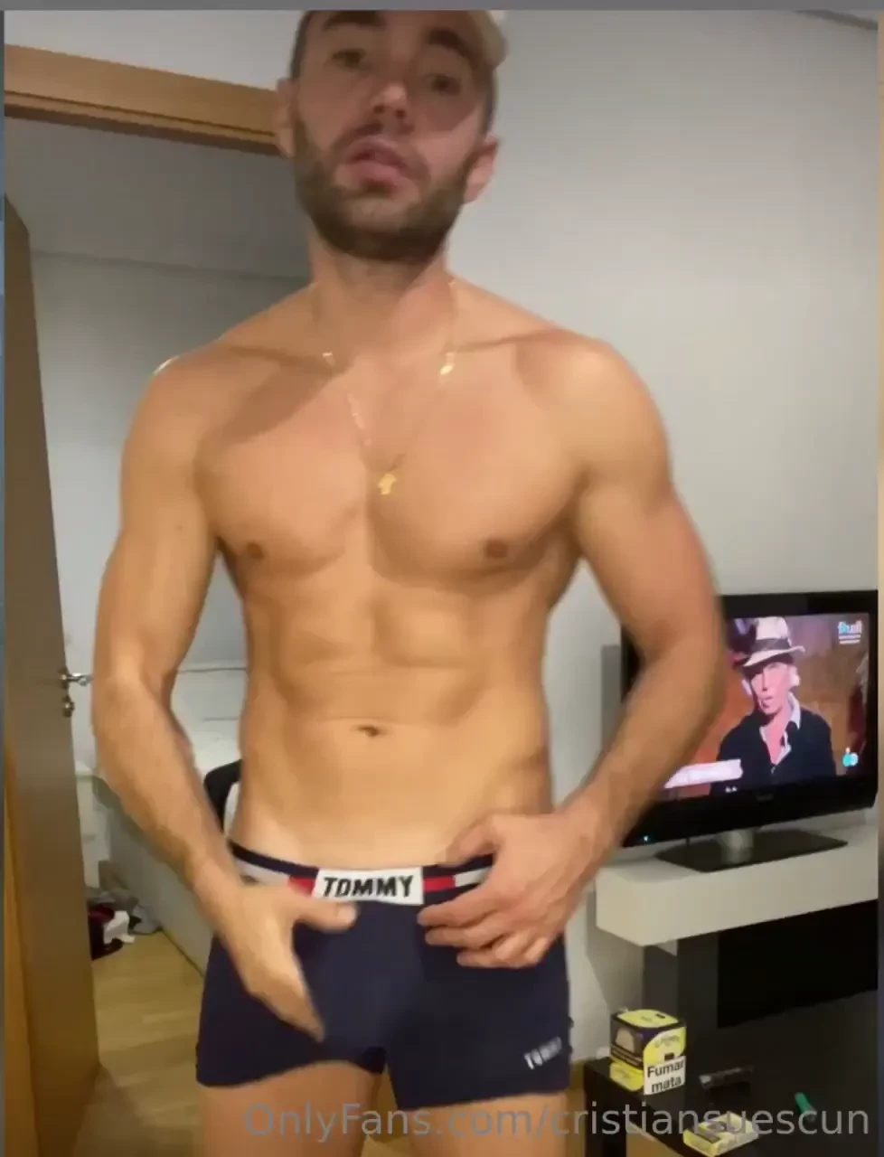 Aqu tiene mi polla dormida te la imaginas cachonda the big dick si me 