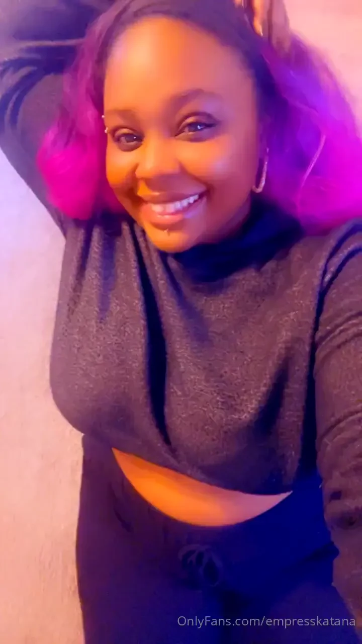 Empresskatana com happy holidays 