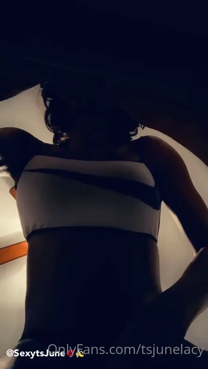 So much happened tonight here is just a little teaser of me giving my 