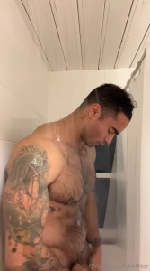 Simple getting clean shower vid smart screen shots showing more screen