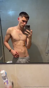 I can t imagine living without a mirror i love using it to create new