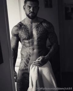 Spanish papi here to make your legs shake juan_lucho get me hard part 4